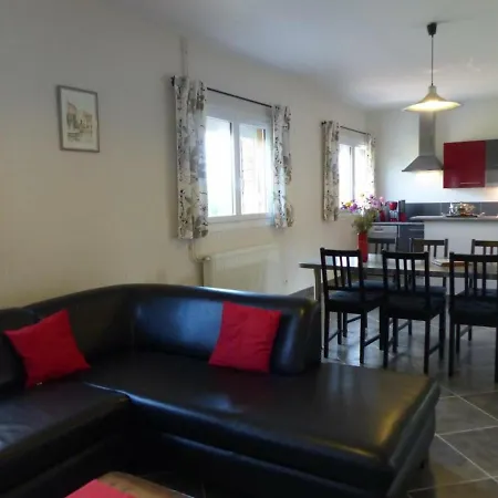Isle-et-bardais, 4 Pièces, 6 Personnes - Fr-1-489-139 Hébergement de vacances Isle-et-Bardais