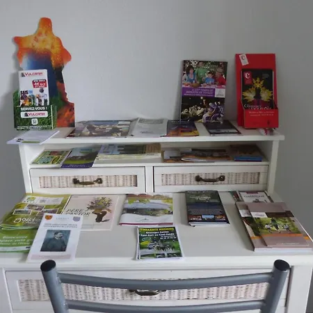 Nyaraló Au Calme Avec Piscine, Vue Foret Troncais - Fr-1-489-139 Isle-et-Bardais